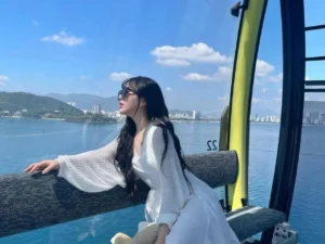 Tầm nhìn 360 độ ra vịnh Nha Trang là lý do chính khiến nhiều khách chọn cáp treo thay vì tàu cao tốc
