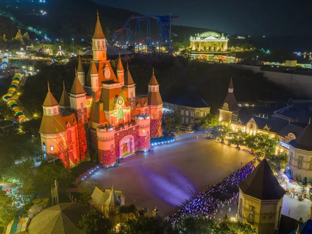 Không gian Quảng trường Thần Thoại – địa điểm tổ chức Tata Show Nha Trang