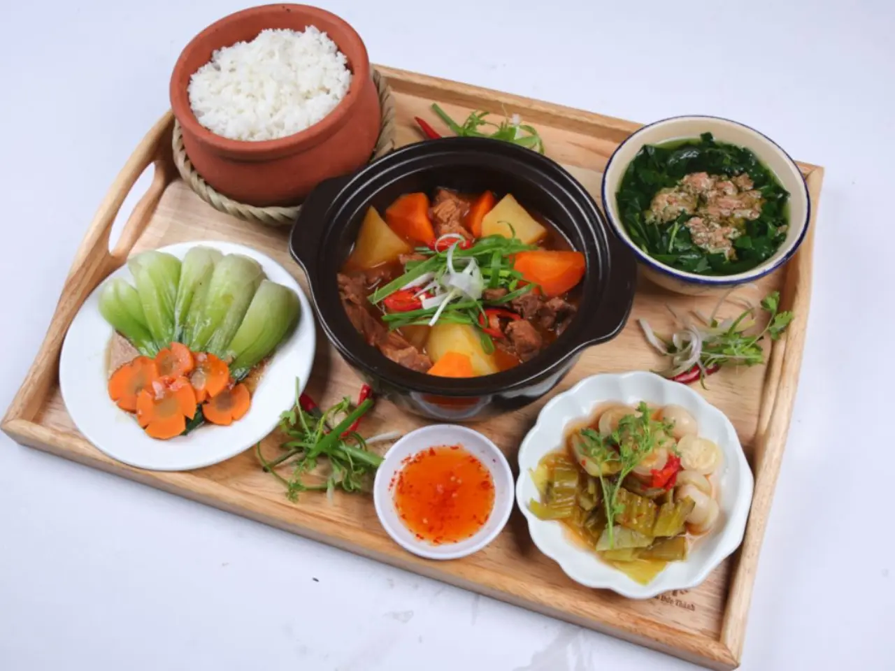 Authentic Vietnamese home-cooked flavors at Yummy World Garden Authentic Vietnamese home-cooked flavors at Yummy World Garden